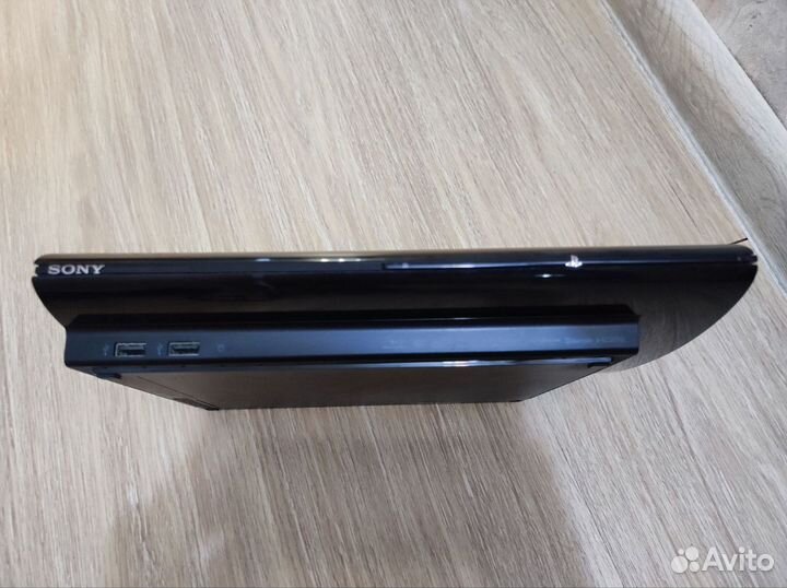 Ps3 Super slim 500gb +2 геймпада, 2 мува, камера