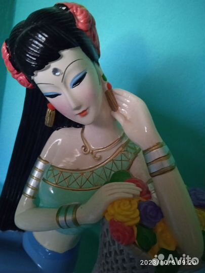 Статуэтка - индианка. Коллекция национал.кукол
