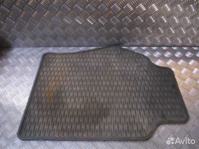 Коврик салона правый Scania 1723767