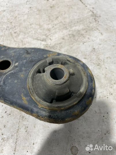 Рычаг передний правый Toyota Corolla 150 1ZR 2007