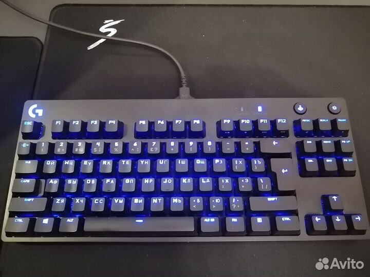 Клавиатура Logitech g PRO