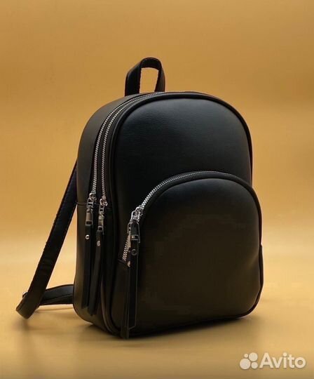 Рюкзак женский из эко кожи 30 на 23 см