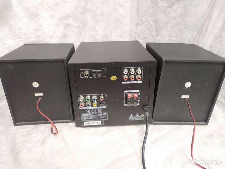 Музыкальный центр Rolsen RDM-300 не читает диски