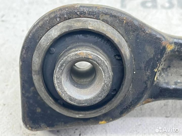 Рычаг передний нижний правый w221 S-class 273.9