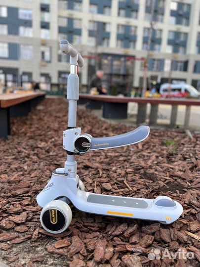 Самокат беговел 3 в 1