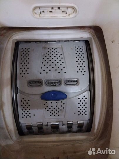 Вертикальная стиральная машинка Electrolux