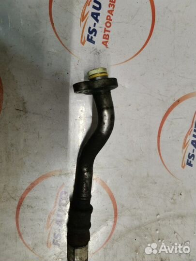 Трубка кондиционера Volvo V60 2.0 дизель D5204T