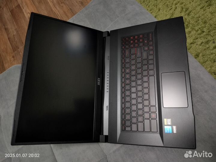 MSI 17.3 144Гц/RTX 3050TI/32gb/i5-12450H/512gb