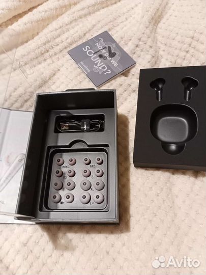 Коробка от Anker Soundcore Liberty Air 2 Pro