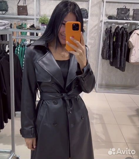 Кожаный плащ