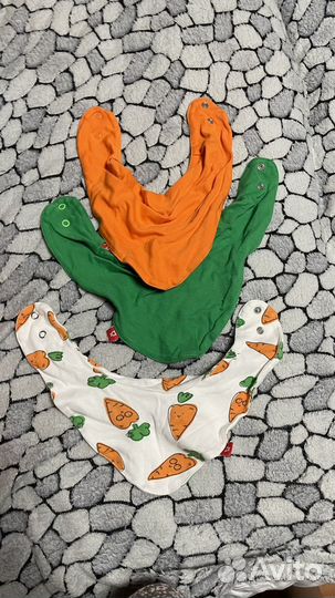 Слюнявчик нагрудник