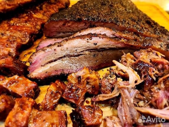 Мясной набор сочного мяса из смокера