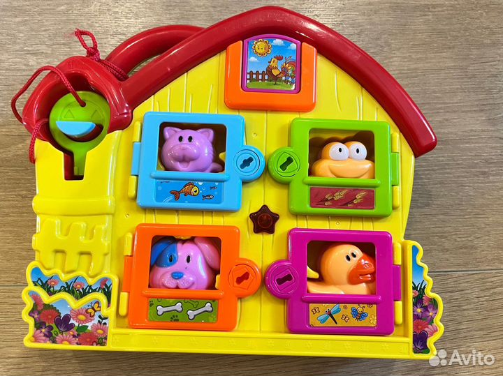 Игрушка музыкальная двери с ключами