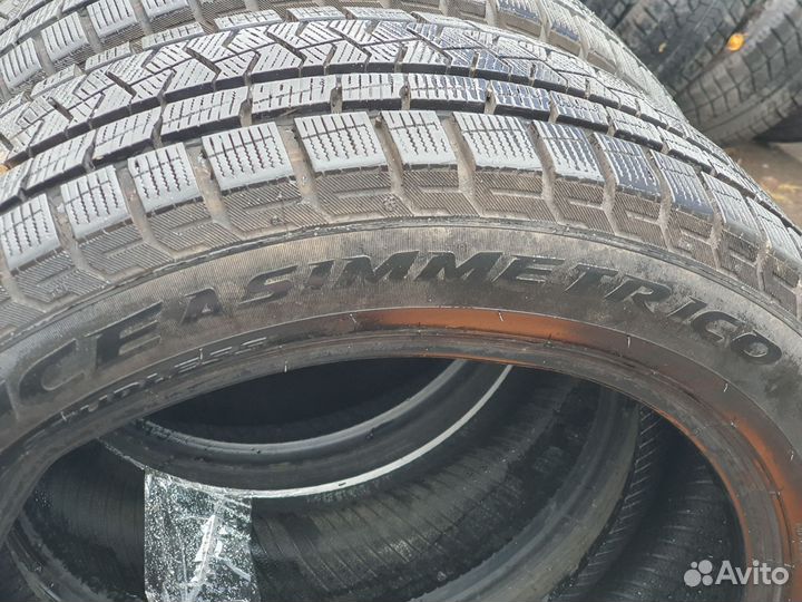 Pirelli Ice Asimmetrico 235/55 R17
