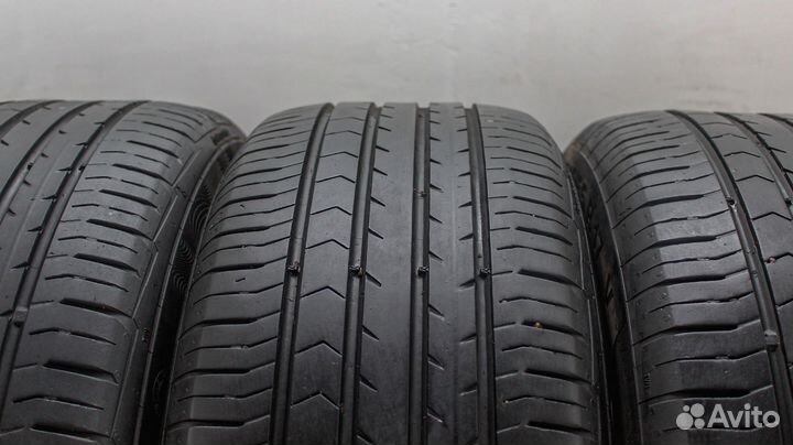 Continental ContiPremiumContact 5 215/55 R17 94V