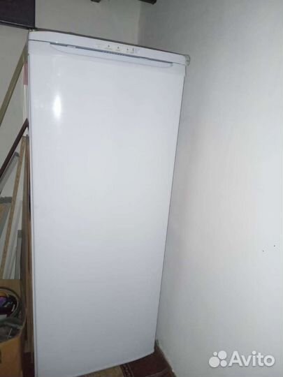 Морозильная камера бирюса 14