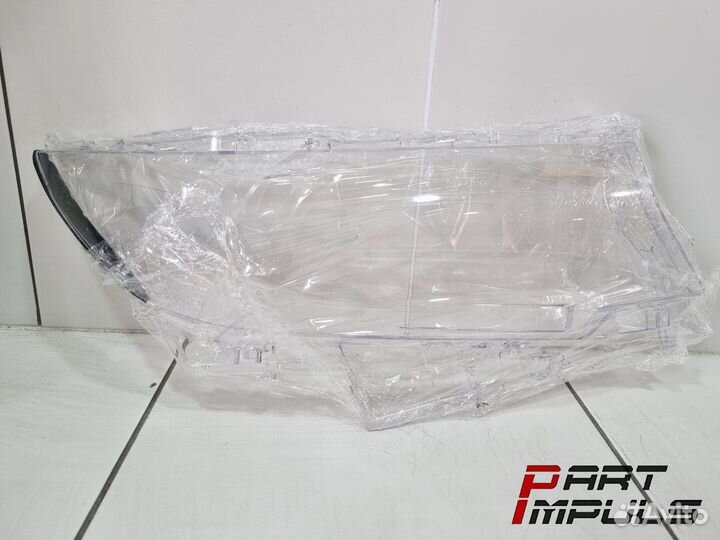 Стекло фары правое Toyota Land Cruiser Prado J150