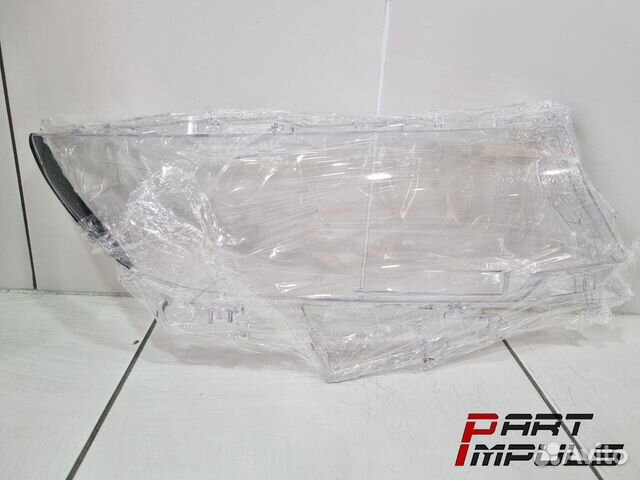 Стекло фары правое Toyota Land Cruiser Prado J150