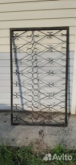 Решётки на окна, балконные двери, ветражи