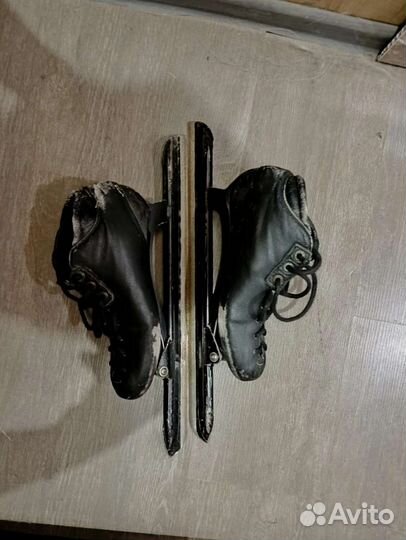 Конькобежные коньки клапы