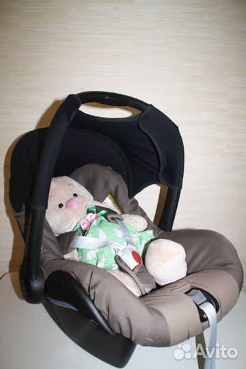 Автокресло 0+ Maxi-Cosi Citi + теплый конверт