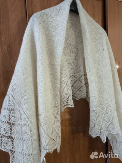 Шаль пуховая козья