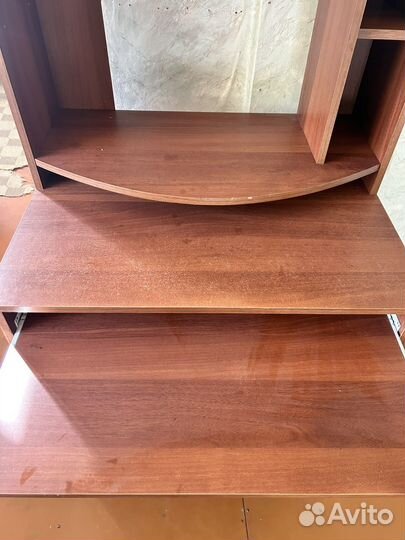 Компьютерный стол