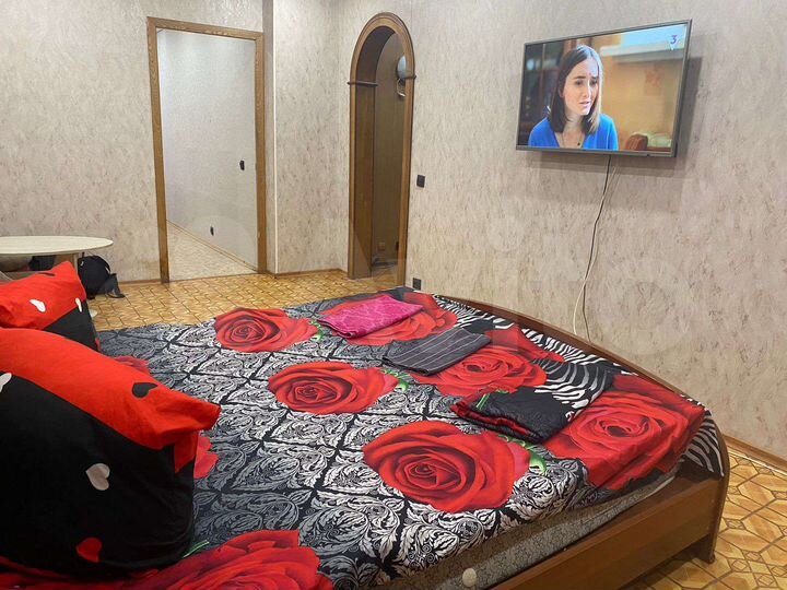 2-к. квартира, 60 м², 1/5 эт.