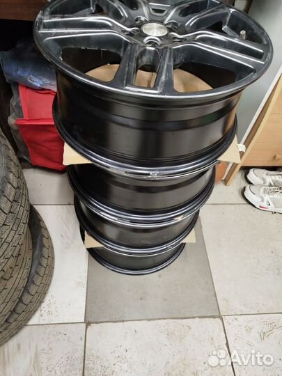 Nordman 7 215/55 R18