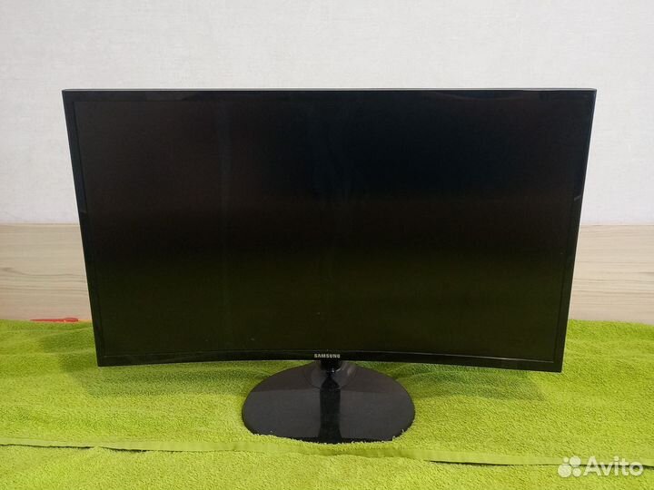 Монитор Samsung 27 изогнутый