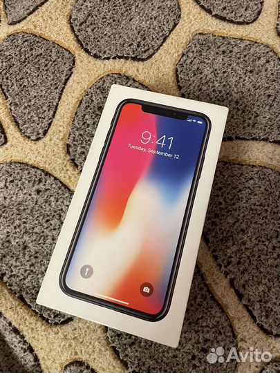 iPhone X, 64 ГБ