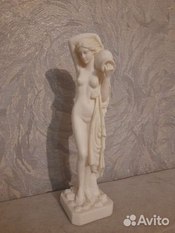 Греческая статуэтка