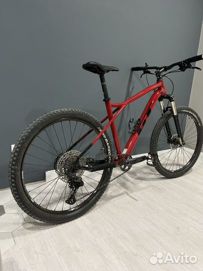 Gt avalanche elite 27.5 L