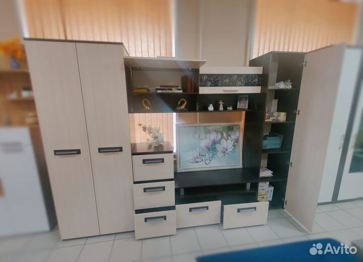 Гостиная стенка Dream в наличии хит