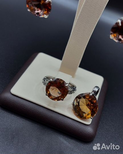 Набор из султанита