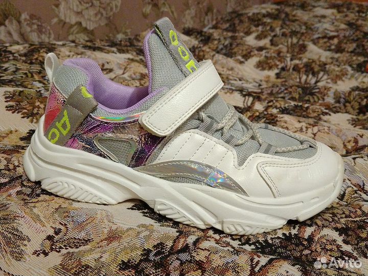 Кроссовки детские для девочек 36р