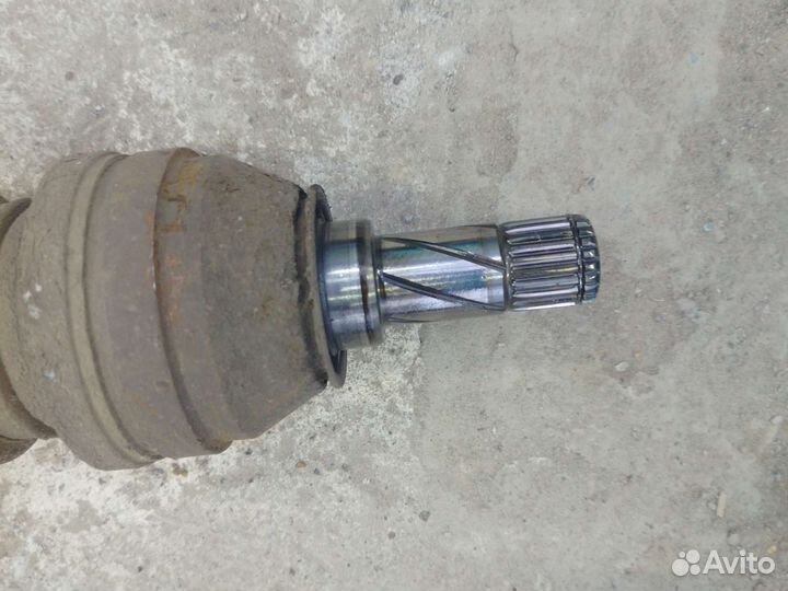 Привод левый Opel Astra H 1.6 MT