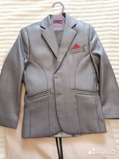 Костюм на мальчика тройка