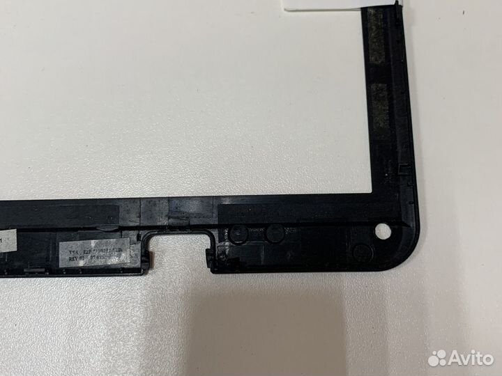 Рамка матрицы ноутбука msi l740