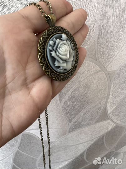 Камея на цепочке колье ожерелье бусы