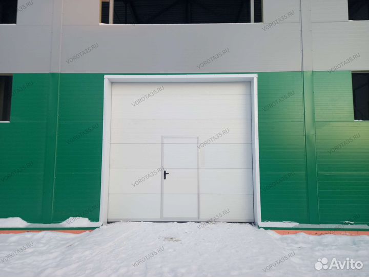 Секционные ворота