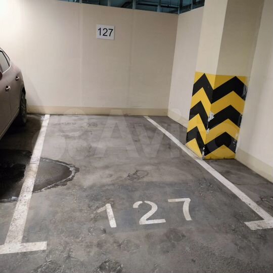 Машиноместо, 10 м²