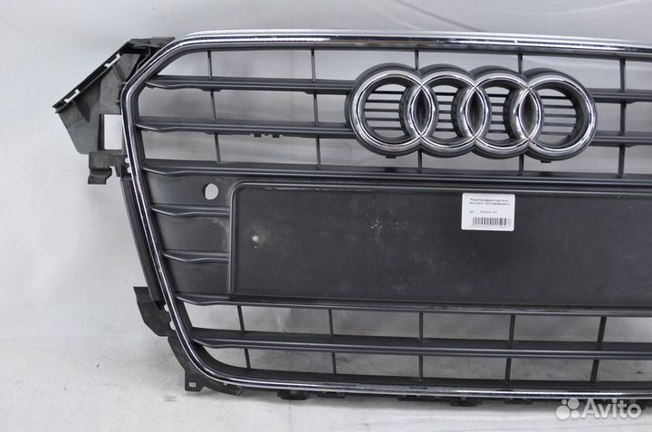 Решетка радиатора Audi A4 4 2011 - 2015 8K0853651E