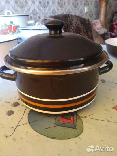 Кастрюли сковородка чайник