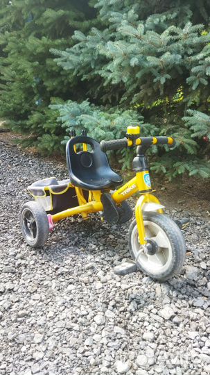 Детский трехколесный велосипед бу