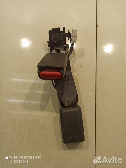 Ответная часть ремня задняя (Kia K5 III)