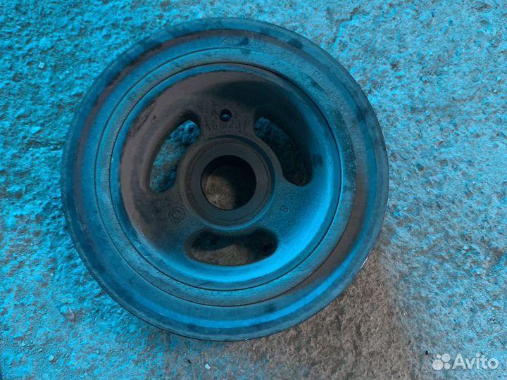 Шкиф коленвала ford focus 2 1,8