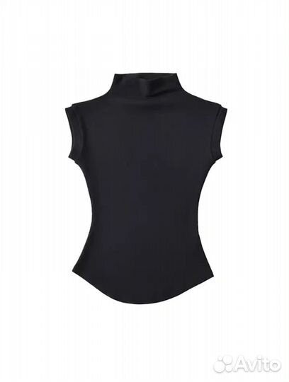 Водолазка без рукавов