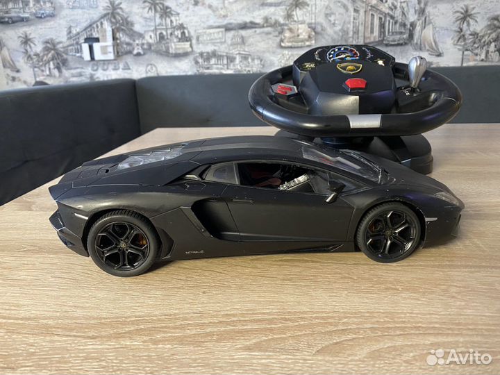 Машинка на радиоуправлении