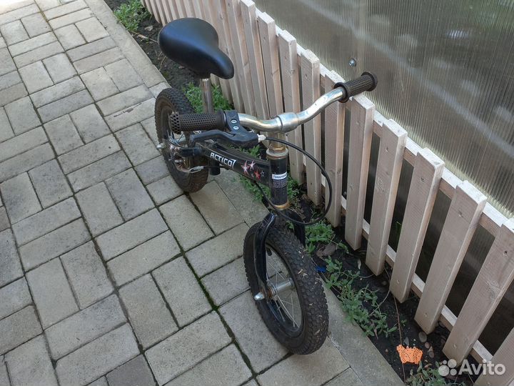 Беговел детский бу